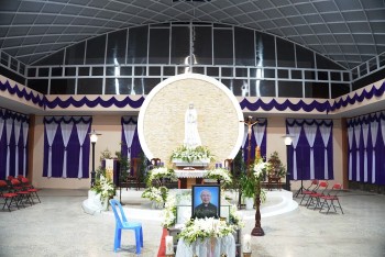 Trực tuyến Thánh lễ an táng Cha giáo Anrê