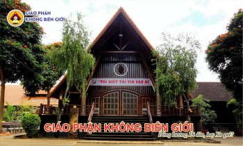 CCT: Đồng hương, Di dân, hay Xa quê?