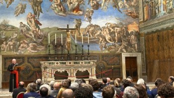 ĐHY Parolin chúc mừng Giáng Sinh nghị sĩ Công giáo Ý