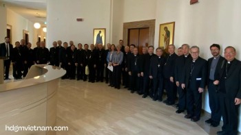 Hành Trình Hiệp thông Ad Limina ngày 2