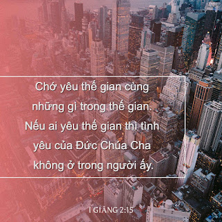 Còn ở trong thế gian.