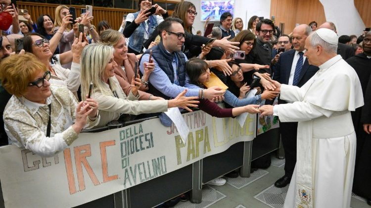 ĐTC: Giáo dục đức tin giúp con người tìm kiếm chân lý