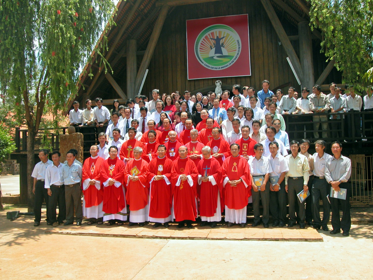 Trở về nguồn cội